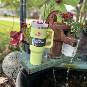 BNWT Cirton Mix 40oz Tumbler